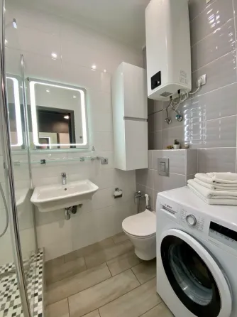 For rent 1-room Apartment 40 sq.m ЖК 32 Перлина, Каманіна 16А/2 Odessa