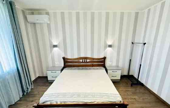 Продаж Квартира 3-кімнатна на ул. Маршала Малиновского, 47а Одесса