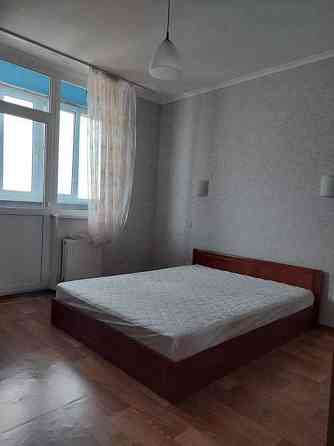 Оренда Квартира 2-кімнатна на ул. Семьи Стешенко, 9 Kiev