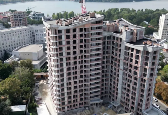 Продаж 2к квартири 62.9 кв. м на вул. Юліана Опільського Ternopil'