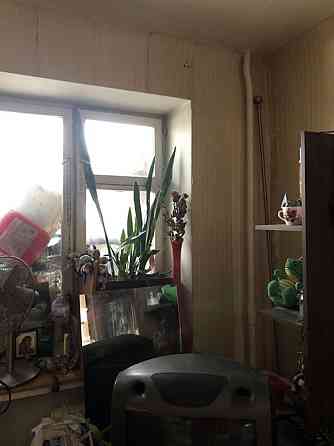 Продаж Квартира 1-кімнатна, 4/5 поверх на Пражская, 8 Киев