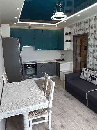 Оренда Квартира 2-кімнатна, 9/24 поверх на ул. Светлая, 3д Киев