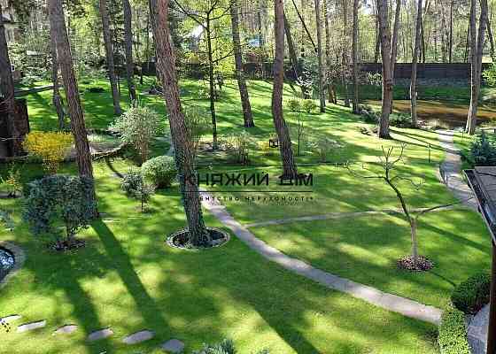 Оренда без комісії 3-х поверхового будинку в англійському стилі Романків. №139305 