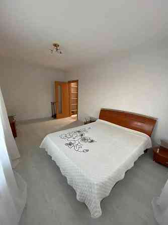 Оренда Квартира 2-кімнатна, 12/25 поверх Киев