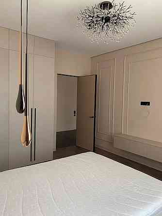 Продаж Квартира 2-кімнатна, 6/12 поверх на Антоновича вул., д. 103 Киев