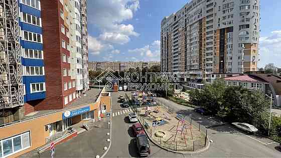 Продаж Квартира 4-кімнатна, 4/25 поверх на вул. Науки Kharkiv