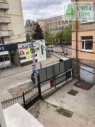 Продам 4-х кімнатну квартиру в Центрі Кропивницький