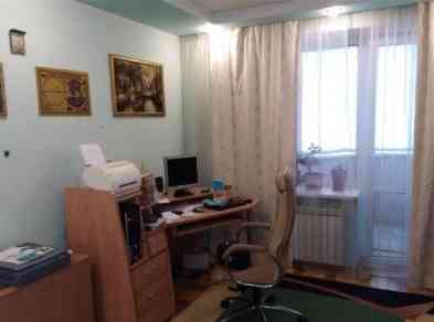 Оренда Квартира 3-кімнатна на ул. Николая Голего, 5 Київ