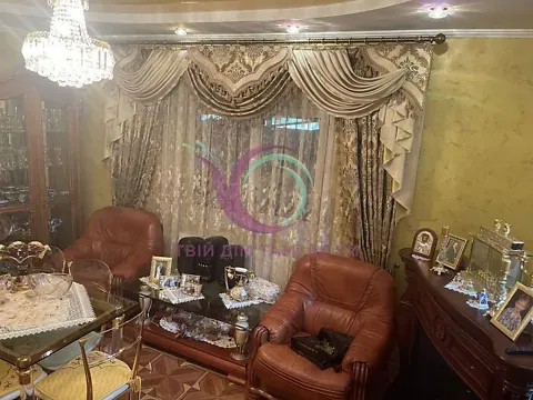 Продаж 2-поверховий   250 кв.м  на Батумська вулиця 16 Чернівці - фото 9