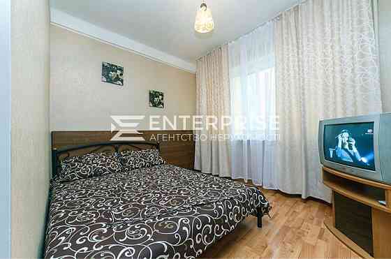 Продаж Квартира 1-кімнатна, 1/5 поверх на вул. Миру Kiev