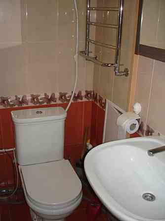 Оренда Квартира 3-кімнатна, 6/9 поверх на Кубанської України, 45в Киев