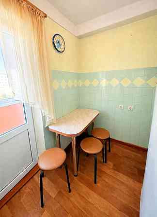 Продаж Квартира 3-кімнатна, 9/9 поверх на Архипенко Александра вул., д. 10 Киев