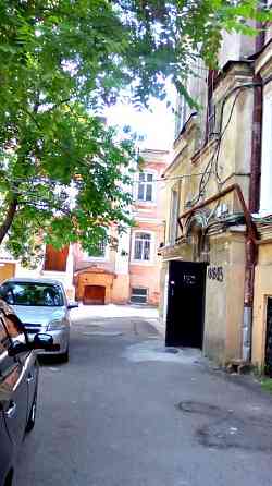 Продаж Квартира 4-кімнатна, 2/3 поверх на Нежинская ул., 43 Odessa