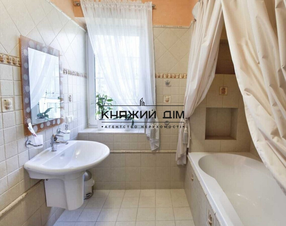 Оренда без комісії 3-х поверхового будинку в англійському стилі Романків. №139305  - фото 12