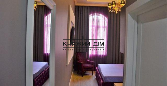 Стильна 1 к. Кв. студія в центрі столиці, ст. м. Площа Українських Героїв код № 11153805 Киев