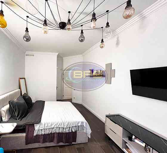 Продаж Квартира, 6/25 поверх на вул. Гагарінське Плато Одесса