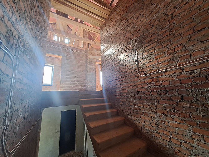 Продаєтеся красивий будинок-дуплекс 185м. с. Байківці Байківці - фото 20