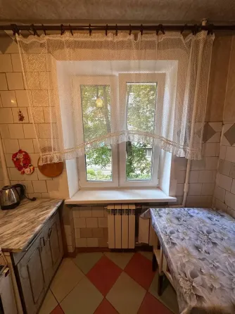 Оренда 2к Квартира 45 кв.м Абхазька, 4А Дніпро