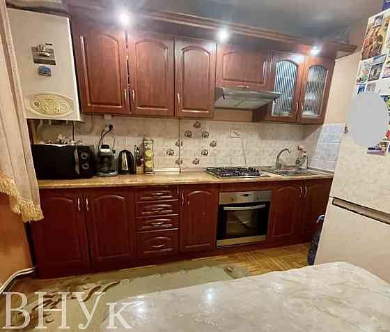 Продаж Квартира 3-кімнатна, 4/5 поверх на Лобачевського Ужгород