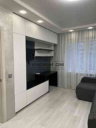 Продаж Квартира 1-кімнатна, 5/25 поверх на Софьи Русовой ул. Київ