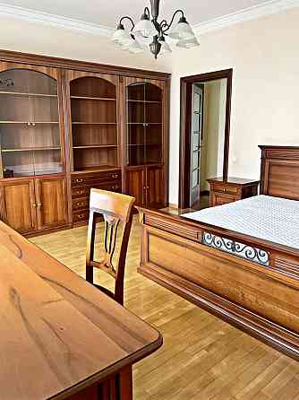 Продаж Квартира 4-кімнатна, 5/7 поверх на Успенська вул., 2 Odessa