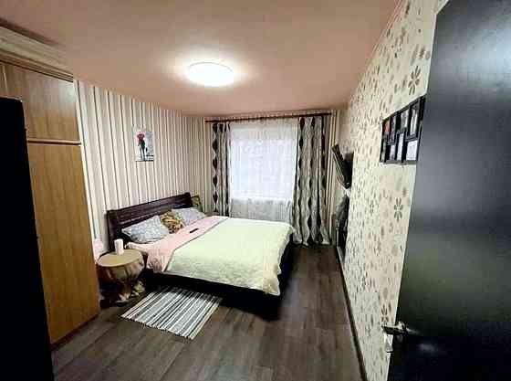 Продаж Квартира 3-кімнатна, 1/9 поверх на Янтарная ул., 79 Дніпро