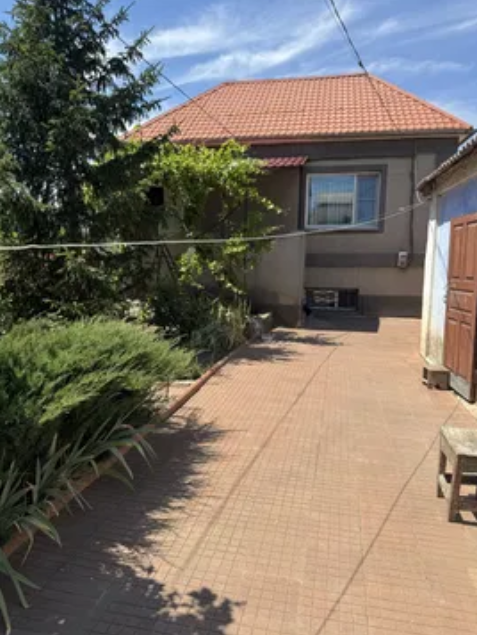 Продам капитальный дом в с.Корсунцы (Лиманский р-н, 1 км от Одессы) Корсунці - фото 1