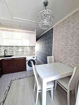 Продаж Квартира 3-кімнатна, 9/16 поверх на Патріарха Мстислава Скрипника вул., д. 9 Київ