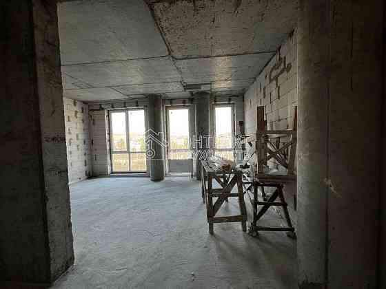 Продаж Квартира 3-кімнатна, 14/17 поверх на вул. Клочківська Kharkiv