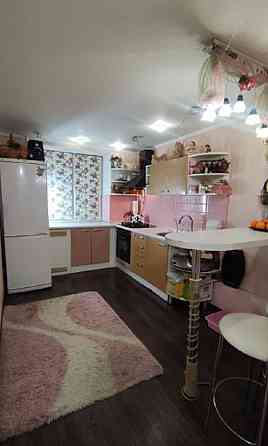 Продам 1-комнатную квартиру в кирпичном доме на Таирова, 5/9 эт., 39 кв.м. Одесса