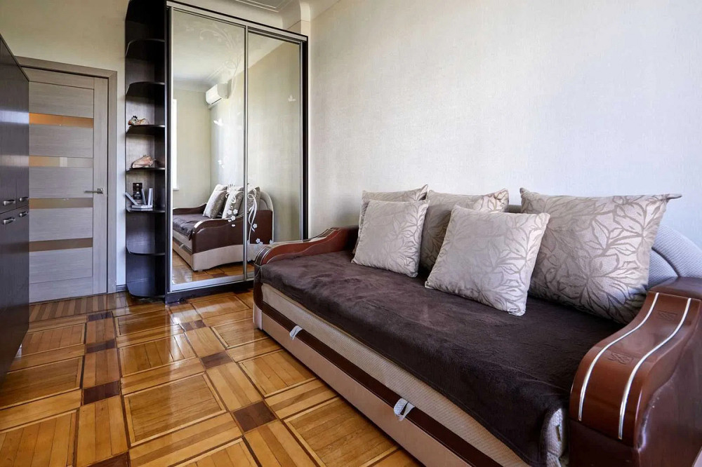 Оренда Квартира 3-кімнатна, 5/9 поверх на Кирилівська, 124. Kiev - photo 4