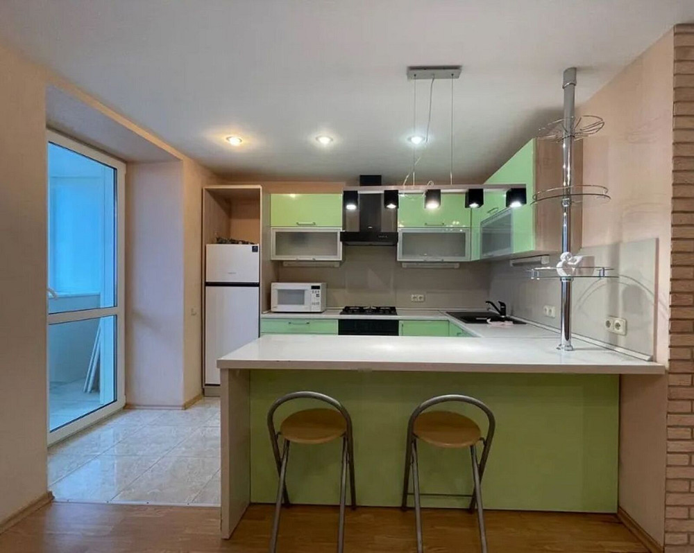 Продаж Квартира 3-кімнатна, 6/9 поверх на Кавалерийская ул., 9 Dnipro - photo 2