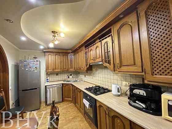 Продаж Квартира 3-кімнатна, 1/9 поверх на Будного С. Ternopil'