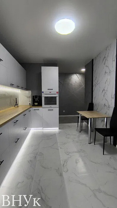 Продаж Квартира 1-кімнатна, 4/4 поверх на Електроапаратна район Імідж Луцьк - фото 1