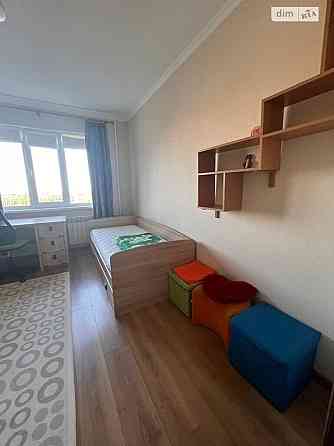 Оренда Квартира 2-кімнатна, 17/18 поверх на Академіка Заболотного, 76 Киев