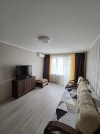 Продаж Квартира 1-кімнатна на ул. Жолио-Кюри, 26 Одеса