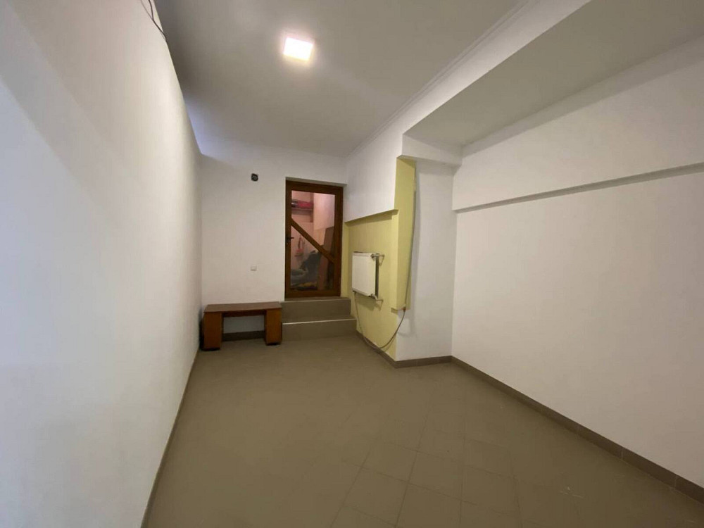 Оренда приміщення вільного призначення на вул. Захисників України Кременець - фото 7