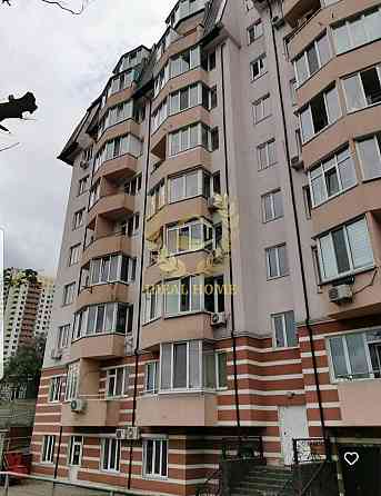 Продам 3-кімнатну квартиру по вул. Жабаєва Жамбіла Київ