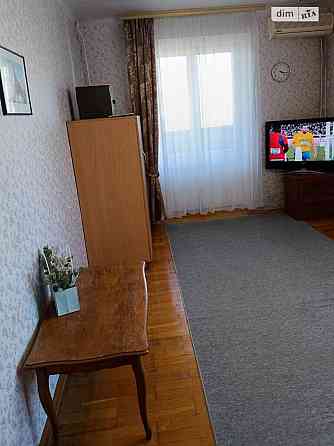 Оренда Квартира 2-кімнатна, 8/9 поверх на Преображенська, 22/9 Киев