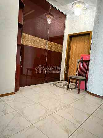 Оренда Квартира 4-кімнатна, 10/15 поверх на вул. Гвардійців Широнінців Харків