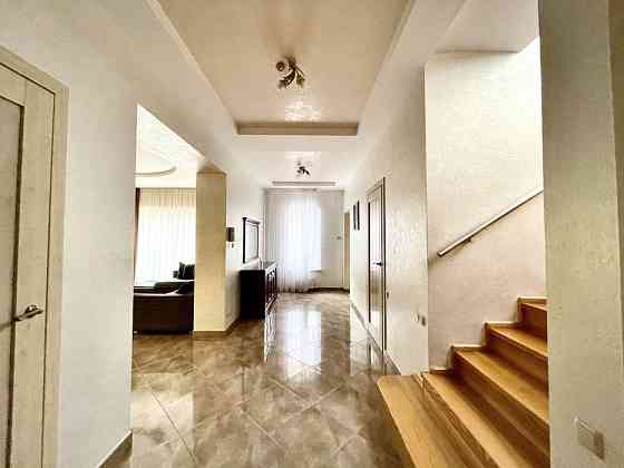 3-х уровневый дом в Совиньон 2 Лиманка