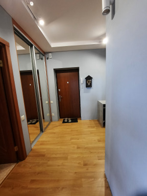 Просторная 2-комнатная квартира с ремонтом на ул. Бочарова Одесса