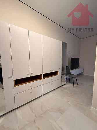 Продаж Квартира 1-кімнатна, 3/3 поверх на Грушевського Ужгород