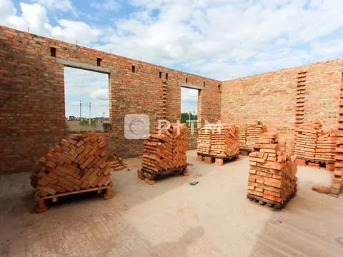 Продаж 1-поверховий   104 кв.м 3 кімн. на Січова вулиця Луцьк - фото 1