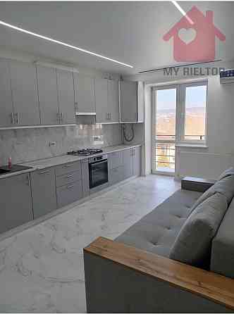 Продаж Квартира 1-кімнатна, 4/5 поверх на Єньковська Uzhhorod