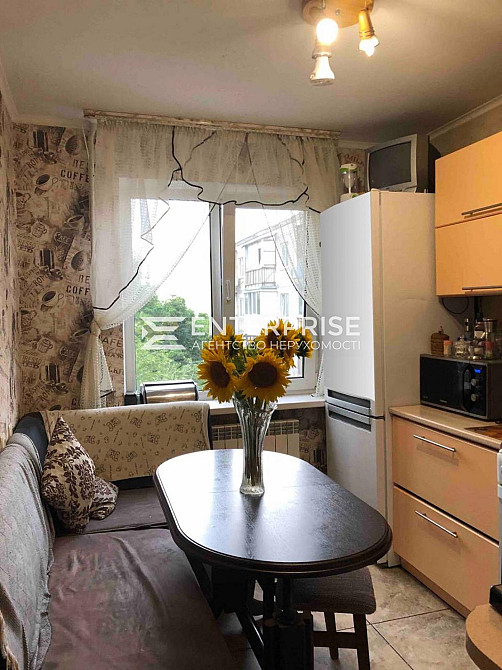Продаж 2к Квартира 47 кв.м Ушинського вул. Київ - фото 1