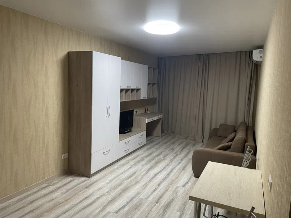 Оренда Квартира 1-кімнатна, 1/25 поверх на Харківське шосе, 188 Киев - изображение 1