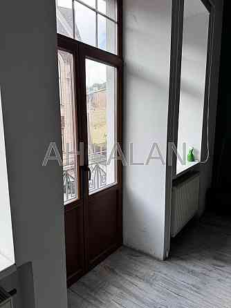 Оренда Будинок 3-кімнатний на Воздвиженська вул., 48 Київ