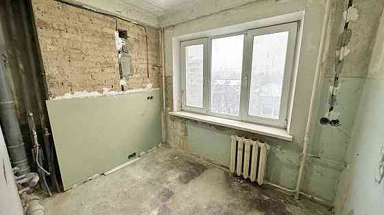 Продаж Квартира 1-кімнатна, 7/9 поверх на Кирилівська вул., д. 131 Kiev