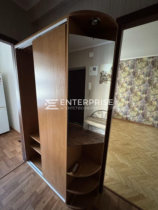 Продаж Квартира 1-кімнатна, 2/5 поверх на вул. Вишгородська Киев - изображение 8